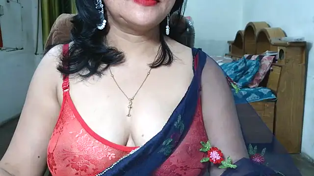 Snapshot of Cute_Mahi22 chatting on July 18, 1:59 pm Cute Mahi22 online show from July 18, 1:59 pm
