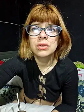 Carlafoxxx online show from October 17, 1:46 pm