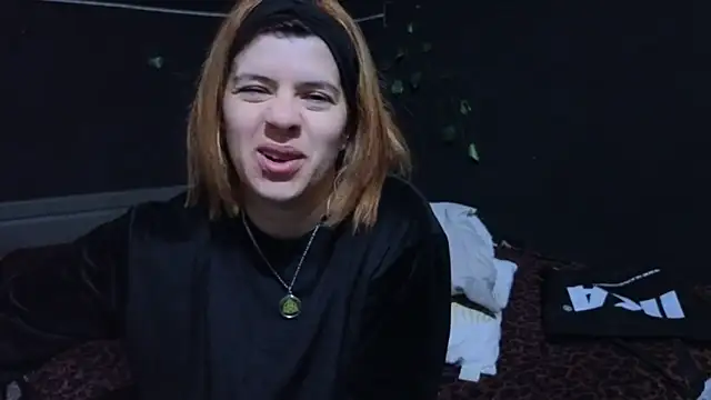 Carlafoxxx online show from November 17, 12:55 pm