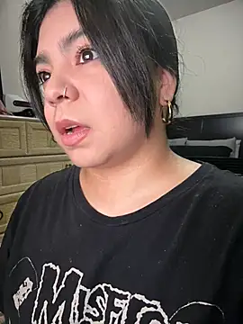 kimmiakiss22 online show from January 17, 10:02 pm