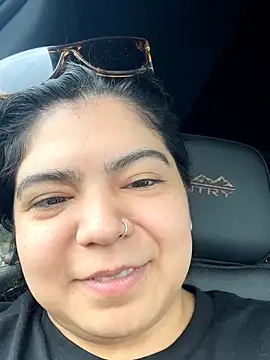 kimmiakiss22 online show from June 25, 8:35 pm