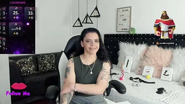 natasha logan  online show from March 3, 1:20 pm