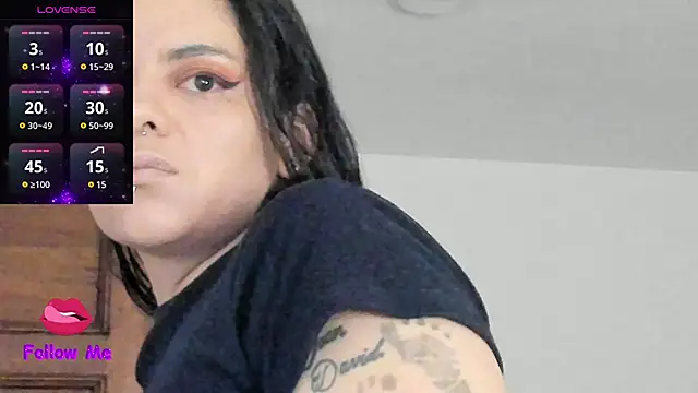 natasha logan  online show from March 15, 4:02 am