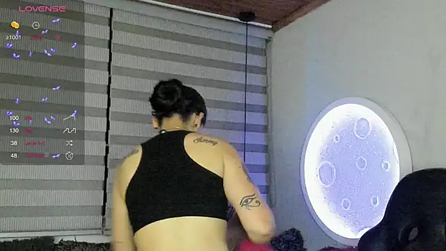 Snapshot of natasha_logan_ chatting on August 9, 4:06 am natasha logan online show from August 9, 4:06 am