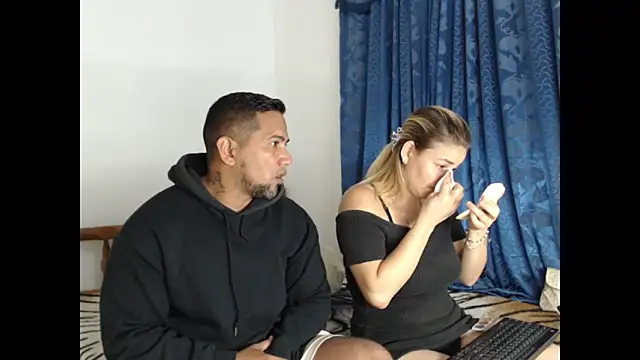 Snapshot of lover_1994 chatting on January 29, 10:58 am lover 1994 online show from January 29, 10:58 am