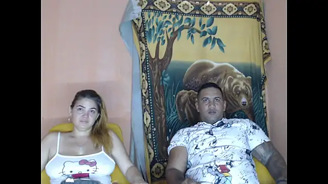Snapshot of lover_1994 chatting on June 26, 12:31 pm lover 1994 online show from June 26, 12:31 pm