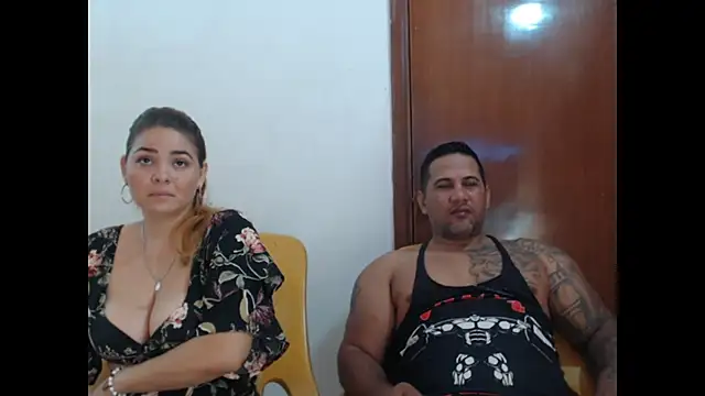 Snapshot of lover_1994 chatting on July 8, 1:37 pm lover 1994 online show from July 8, 1:37 pm