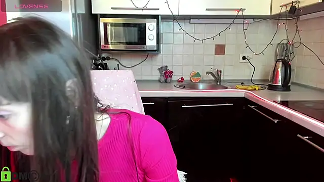 TayanaJons online show from March 8, 8:22 am