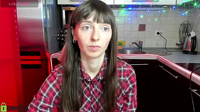 TayanaJons online show from March 14, 8:42 am