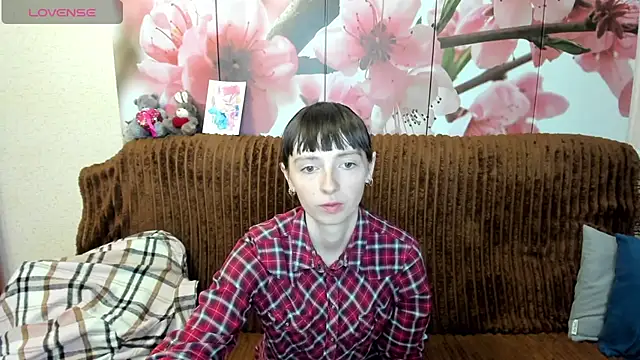 TayanaJons online show from June 16, 7:11 am