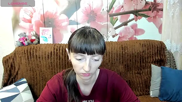 TayanaJons online show from June 17, 7:11 am