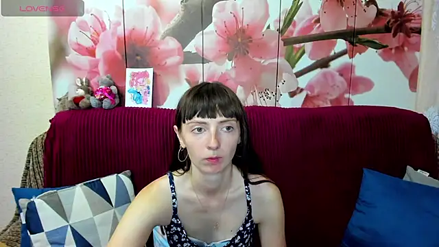 TayanaJons online show from July 1, 7:10 am