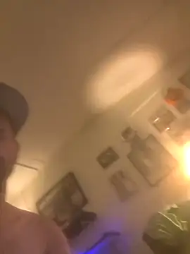 Scoggs6xh online show from September 20, 6:20 pm