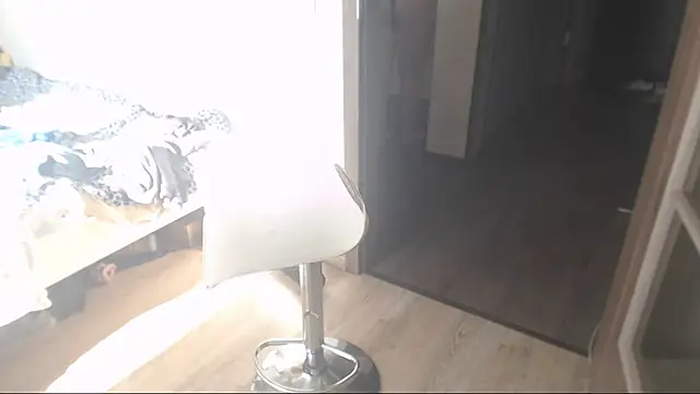 Snapshot of amanda_kiss_kiss chatting on May 11, 2:23 pm amanda kiss kiss online show from May 11, 2:23 pm