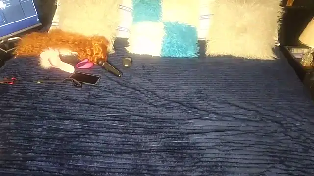 Snapshot of Sexy_sharntel chatting on December 3, 7:34 pm Sexy sharntel online show from December 3, 7:34 pm