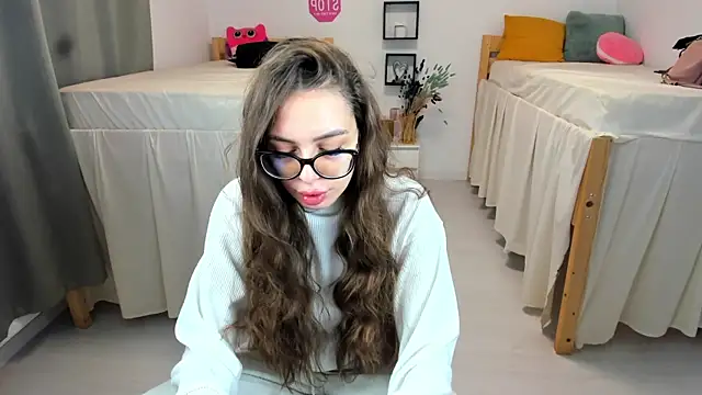 Snapshot of 18perfecttits chatting on October 4, 4:54 am 18perfecttits online show from October 4, 4:54 am