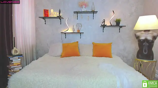 StripBianka online show from February 8, 10:39 am