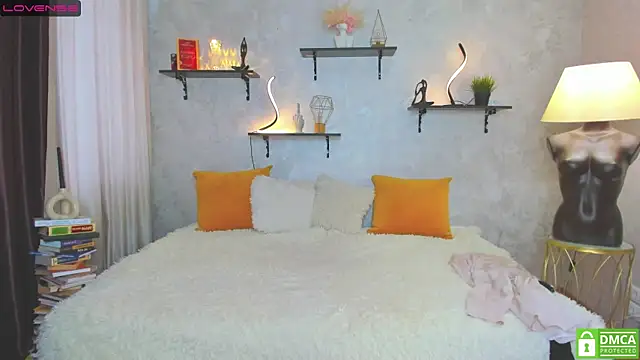 StripBianka online show from February 17, 6:09 am