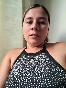 selena gomez2 online show from February 8, 10:35 pm