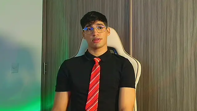 Jimmy Leeh  online show from November 14, 4:11 am