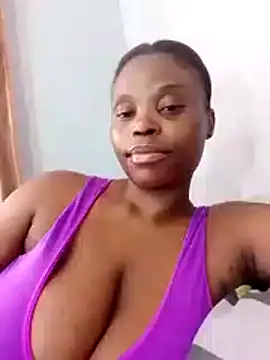 Snapshot of BustyWendy chatting on November 4, 8:24 am BustyWendy online show from November 4, 8:24 am