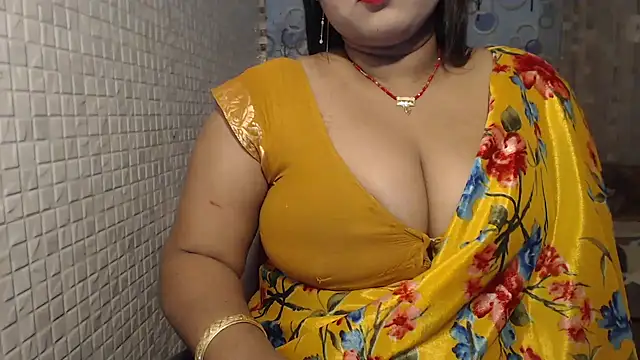 Snapshot of Oh_Maya chatting on February 4, 4:50 pm Oh Maya online show from February 4, 4:50 pm
