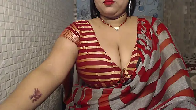 Snapshot of Oh_Maya chatting on March 2, 4:42 pm Oh Maya online show from March 2, 4:42 pm