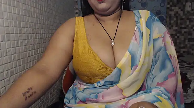 Snapshot of Oh_Maya chatting on March 23, 3:10 am Oh Maya online show from March 23, 3:10 am