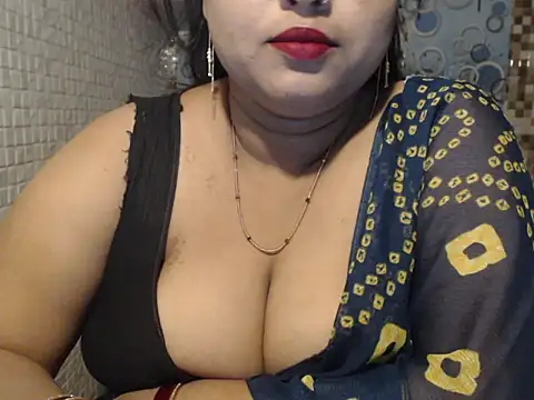 Snapshot of Oh_Maya chatting on October 11, 4:05 pm Oh Maya online show from October 11, 4:05 pm