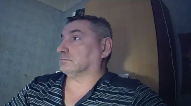 Snapshot of GYurmoka70 chatting on January 4, 9:20 pm GYurmoka70 online show from January 4, 9:20 pm