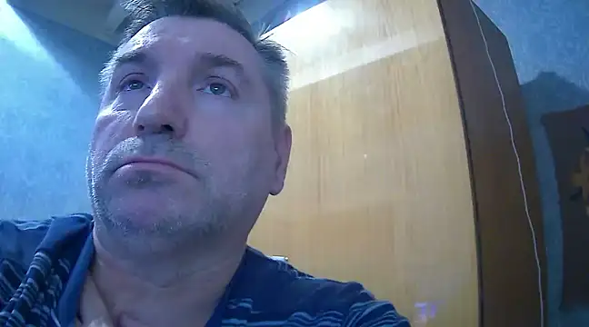 Snapshot of GYurmoka70 chatting on January 9, 8:44 pm GYurmoka70 online show from January 9, 8:44 pm