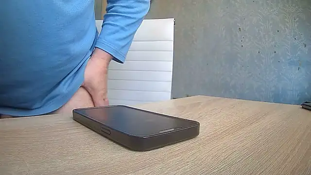 Snapshot of GYurmoka70 chatting on March 6, 9:03 am GYurmoka70 online show from March 6, 9:03 am