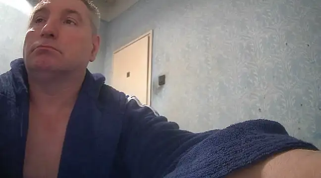 Snapshot of GYurmoka70 chatting on March 15, 7:16 pm GYurmoka70 online show from March 15, 7:16 pm