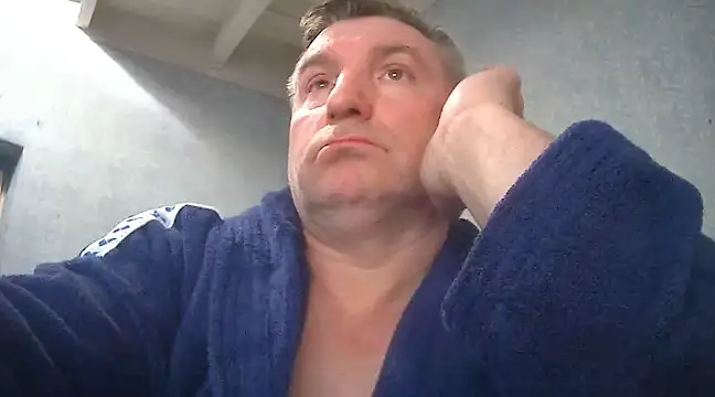 Snapshot of GYurmoka70 chatting on March 17, 8:19 pm GYurmoka70 online show from March 17, 8:19 pm