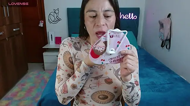 antonella sweet33 online show from May 1, 8:46 pm