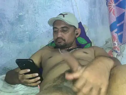 Snapshot of Rocobodymassager chatting on November 4, 8:30 pm Rocobodymassager online show from November 4, 8:30 pm