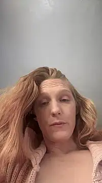 Snapshot of GoldenFlameGoddess chatting on March 1, 5:05 pm GoldenFlameGoddess online show from March 1, 5:05 pm