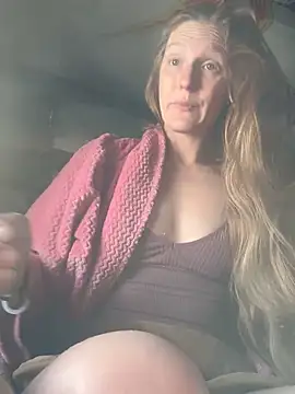 Snapshot of GoldenFlameGoddess chatting on March 7, 4:00 pm GoldenFlameGoddess online show from March 7, 4:00 pm