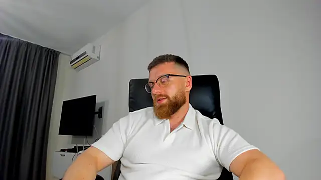 Findom guy online show from April 26, 11:57 pm