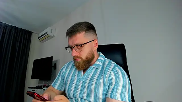 Findom guy online show from April 29, 5:17 pm