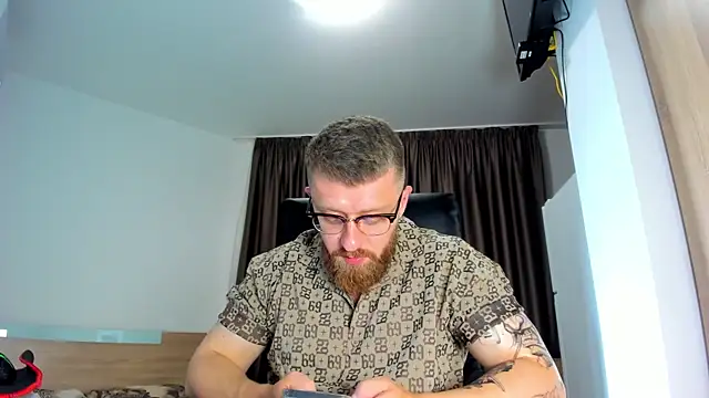 Findom guy online show from June 13, 5:22 pm