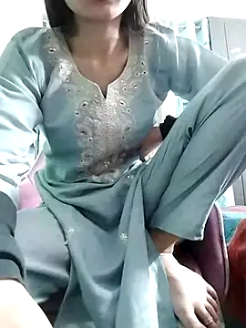 Noor Darliing online show from March 1, 9:26 pm