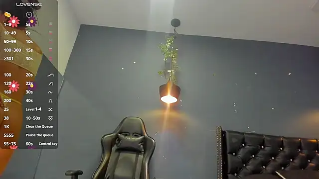 Snapshot of Sophiietaylor chatting on November 27, 11:34 am Sophiietaylor online show from November 27, 11:34 am