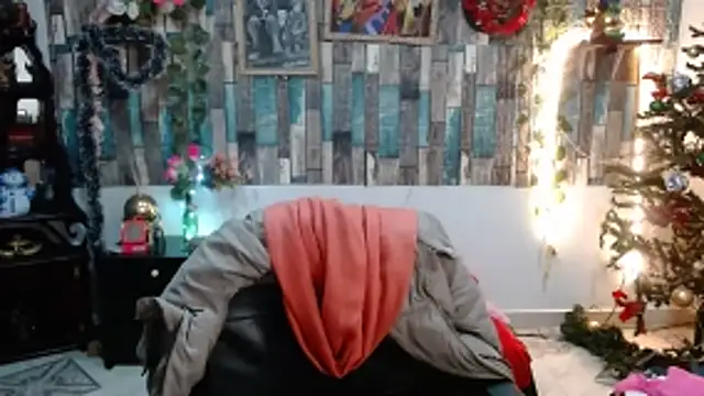 KarimaSarabe online show from December 15, 8:35 pm