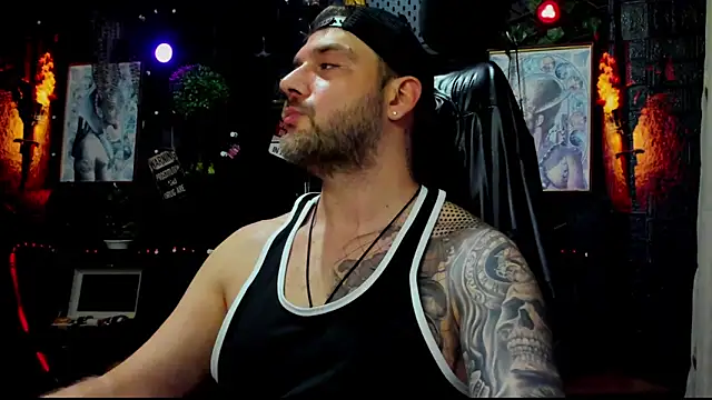 LexXHardy online show from June 15, 11:18 pm