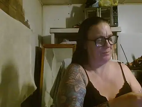 SimoneMoore online show from March 24, 3:33 am