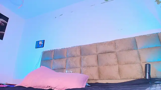  sex mia online show from September 22, 7:16 pm