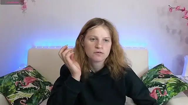 Kathlyn  Heath online show from December 5, 7:54 pm