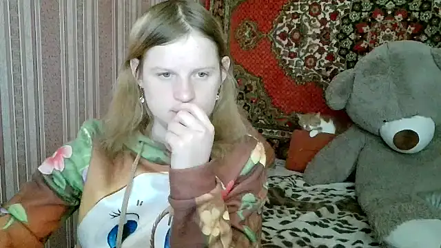 Kathlyn  Heath online show from December 14, 12:10 pm