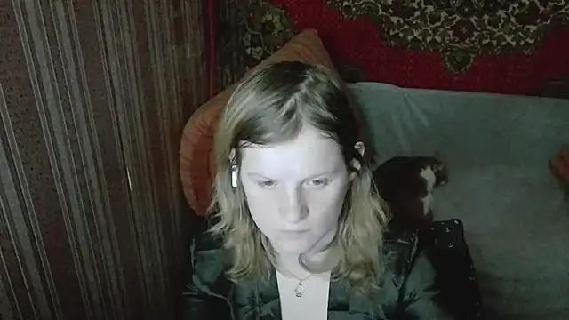 Kathlyn  Heath online show from February 24, 6:17 pm